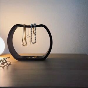 Elegant Black Jewelry Holder - 7.5"